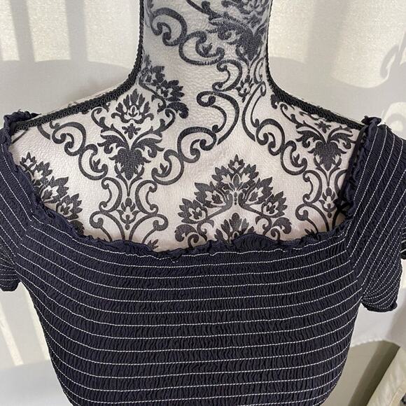 Goa Beachwear by Japna navy tie dyed striped stretchy crop top. size S - Picture 2 of 7